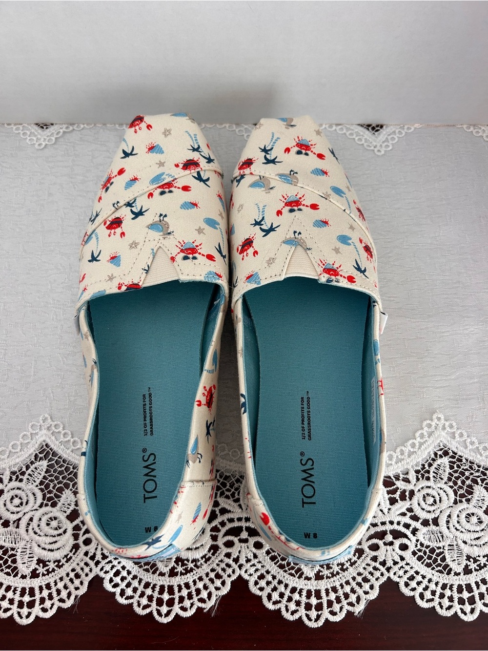 TOMS Women's Alpargata Summer Crabs Slip On Canvas Flats Shoes Size 8